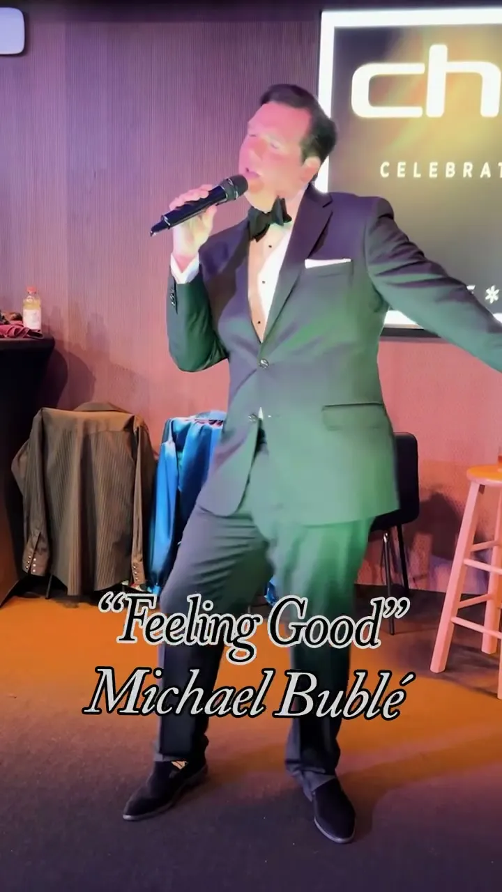 A solo number under the stage lights